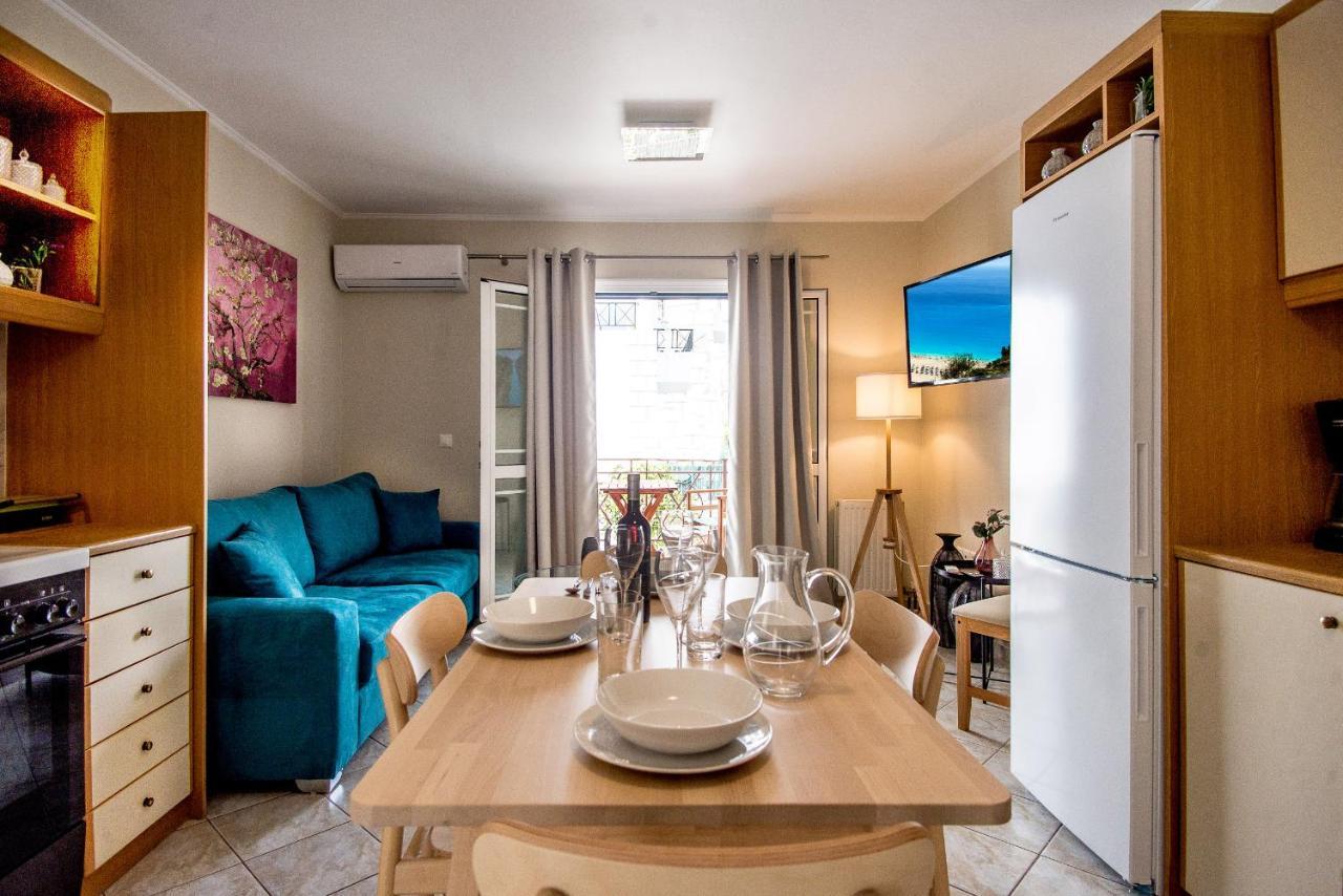 Elena'S Apartment 3 阿尔戈斯托利翁 外观 照片