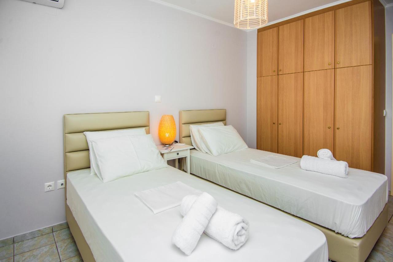Elena'S Apartment 3 阿尔戈斯托利翁 外观 照片